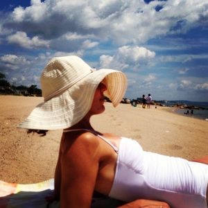 Meet your Posher, Julie